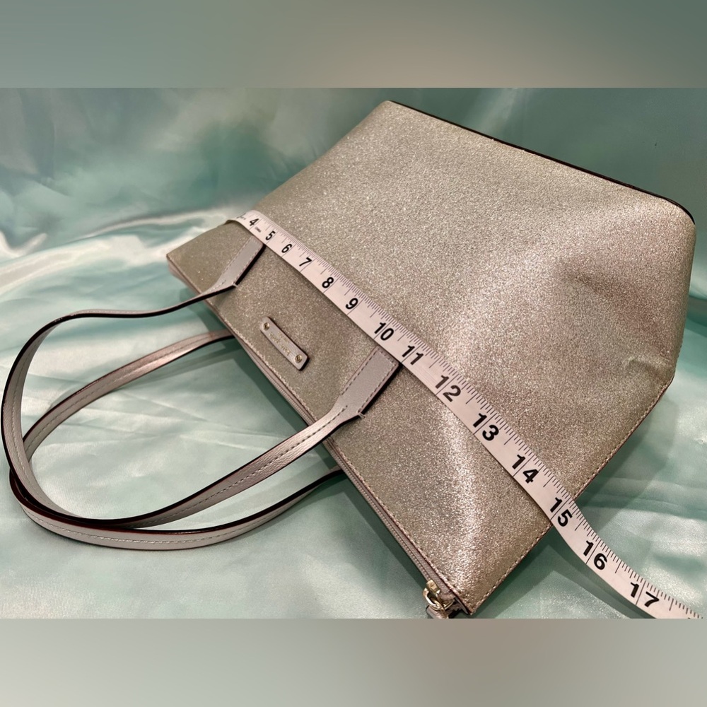 Elegant Silver Tote and Wallet Set - Picture 9 of 12